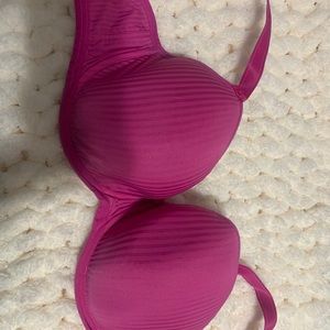 Pink molded cup t-shirt bra, used